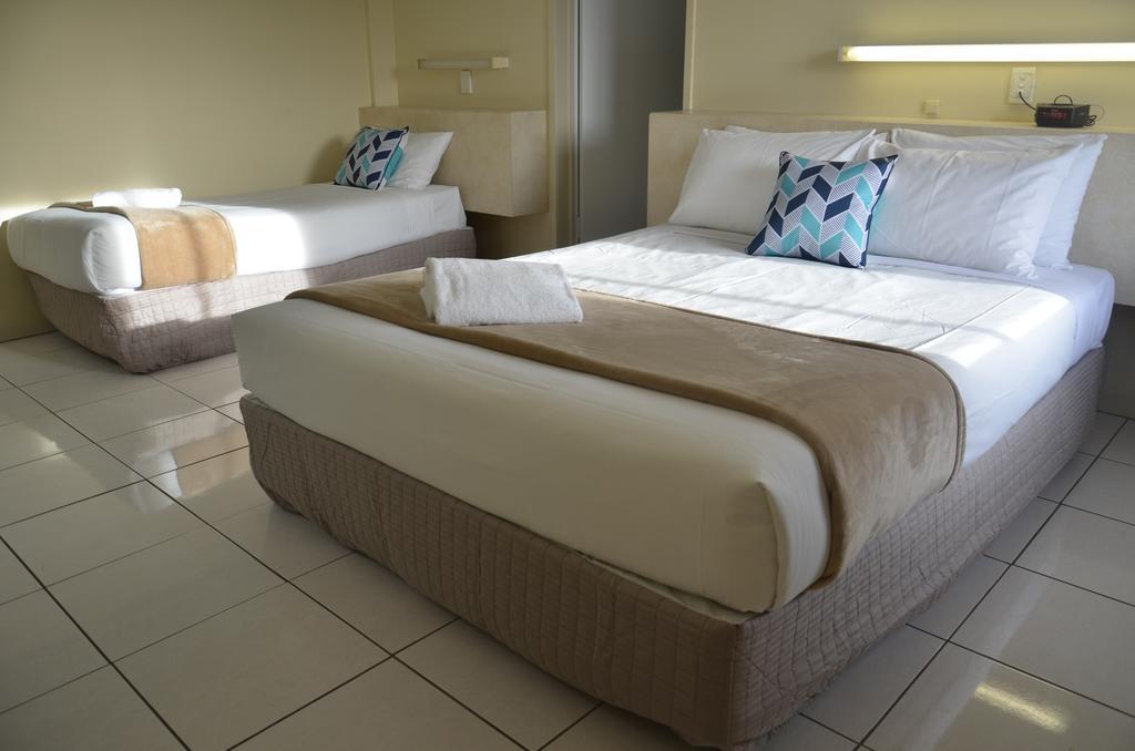Ambassador Motel Rockhampton Buitenkant foto