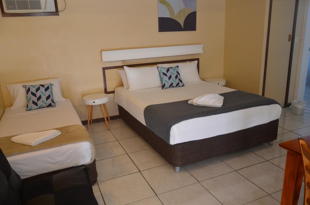 Ambassador Motel Rockhampton Buitenkant foto
